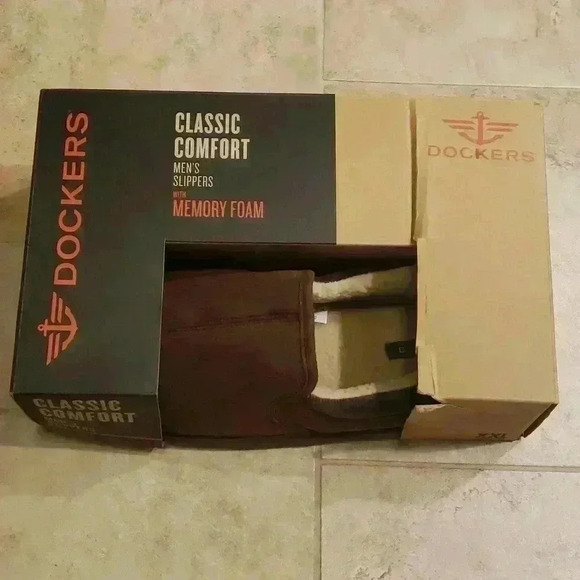 Dockers Classic Comfort Slippers - Picture 7 of 7